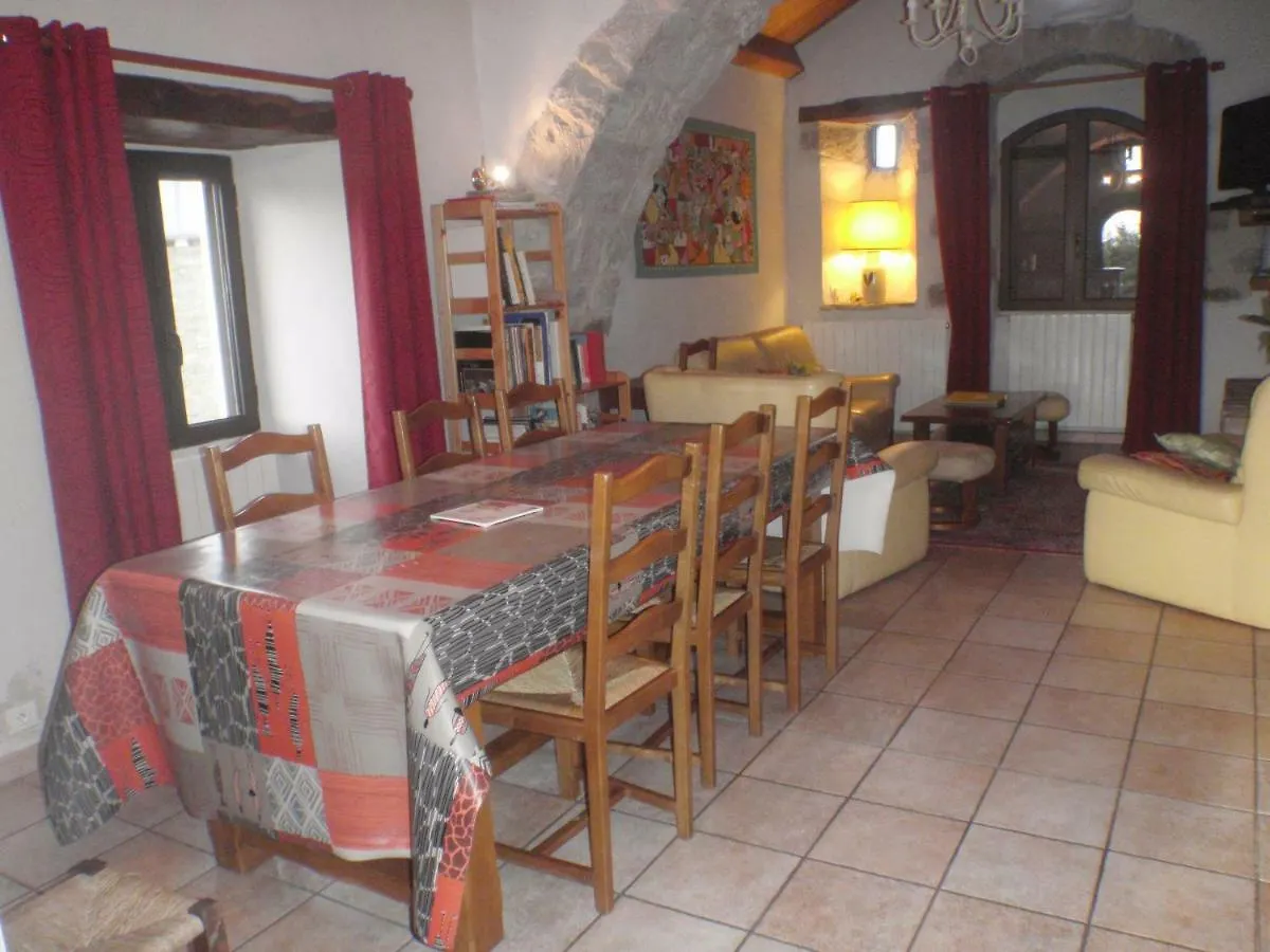 Gite Des Frenes En Terrain Clos Millau 0*,  France